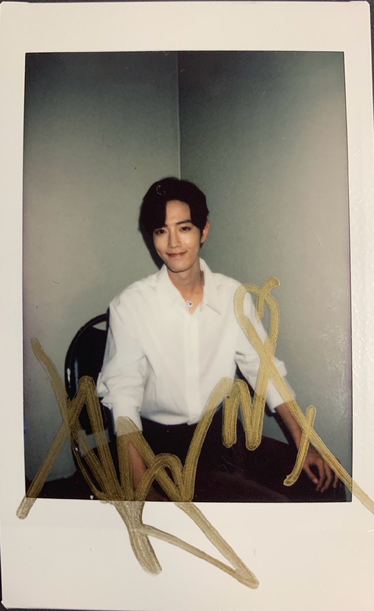 beezisbz's tweet photo. พี่คนนี้อยู่เกษตรแฟร์บูธไหนคะ https://t.co/x9WP9SGnpu