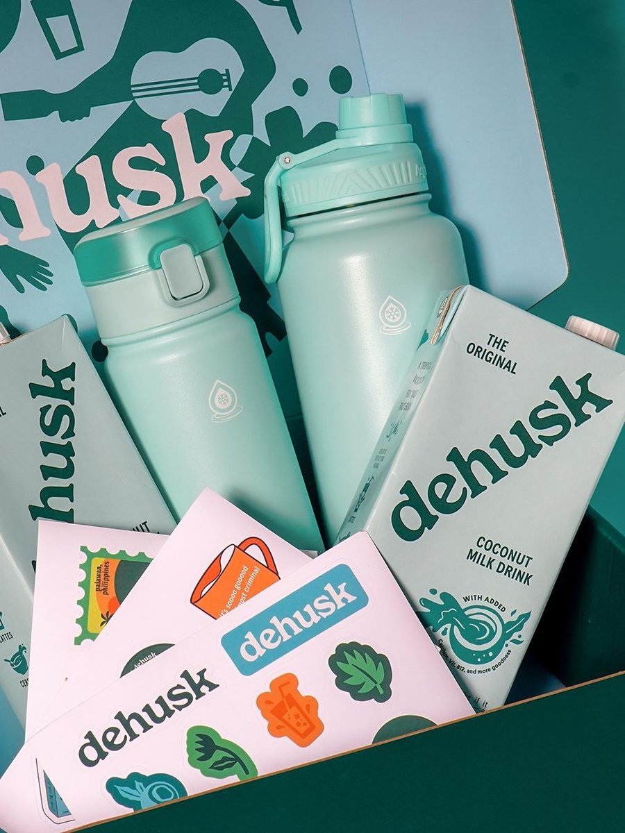 _NLBeaconCircle's tweet photo. FYI: do these instructions on IG too and tag aquaflask and dehusk, comment on their IG post.

Kicking off the first Monday of the month with an exciting giveaway! 🎉✨

This month of Love, we're treating six (6) lucky winners with a PR box filled with these goodies:
💧 x2 AquaFlask Mint Gelato bottles (32oz & 18oz Sip)
🥛 x2 Dehusk Milk in 1L size
🤩 x3 sticker packs

Here’s how to join 👇
1. Follow the official IG page of @/aquaflask.ph and official IG page of @/dehusk.milk
2. Like and share this post.
3. Tag a friend you’d love to share these goodies with!
4. Include the following hashtags: #AQFxDehusk #Giveawayalert

Winners will be announced on January 15th! Hurry and join now!

©️Aquaflask