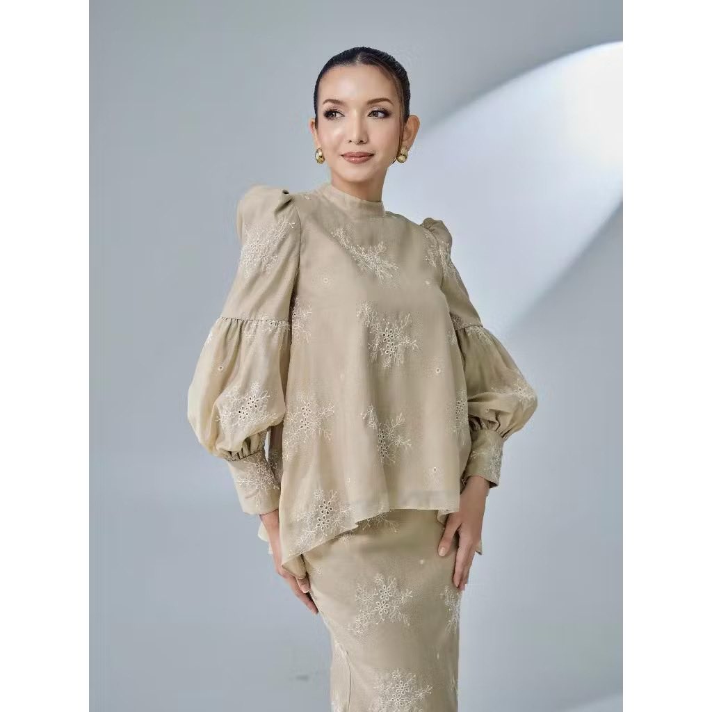 myrahmn's tweet photo. Dah lama perasan brand ni baju dia semua cantik-cantik weh!!! 😭 Tapi taktau kenapa tak hype sangat. Design dia trendy, harga pun affordable. Rambang mata gue tengoknya😭😍😍 https://t.co/SpmhLVPIWX