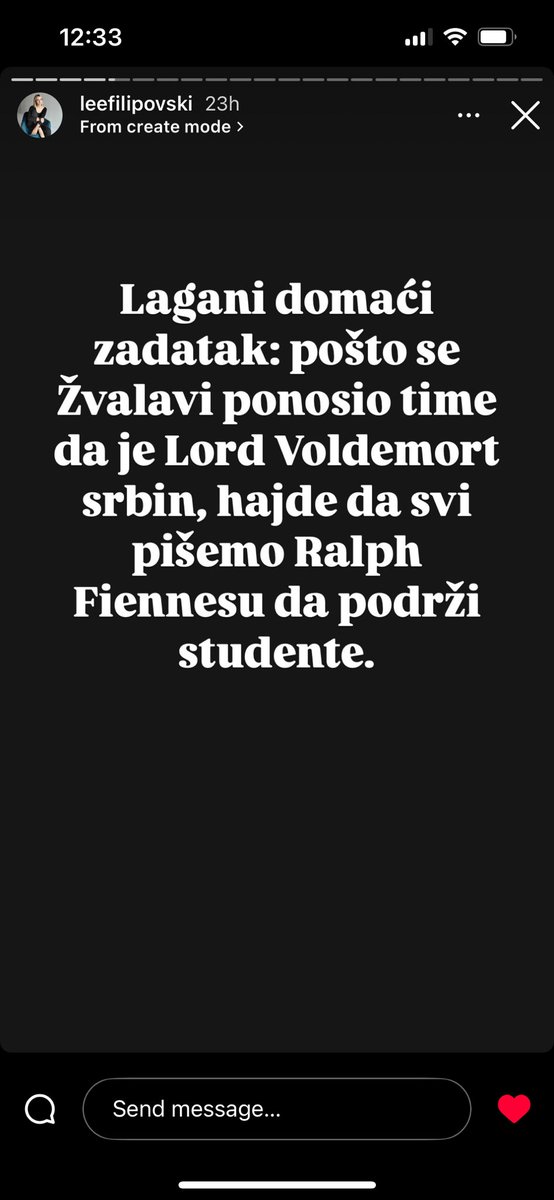 mina_plicka's tweet photo. Kazu da nas od svakoga na svetu deli najvise 7 kontakata. Ko ce da bude prvi na putu do Ralph Fiennesa? https://t.co/D4Ccz5bXzK