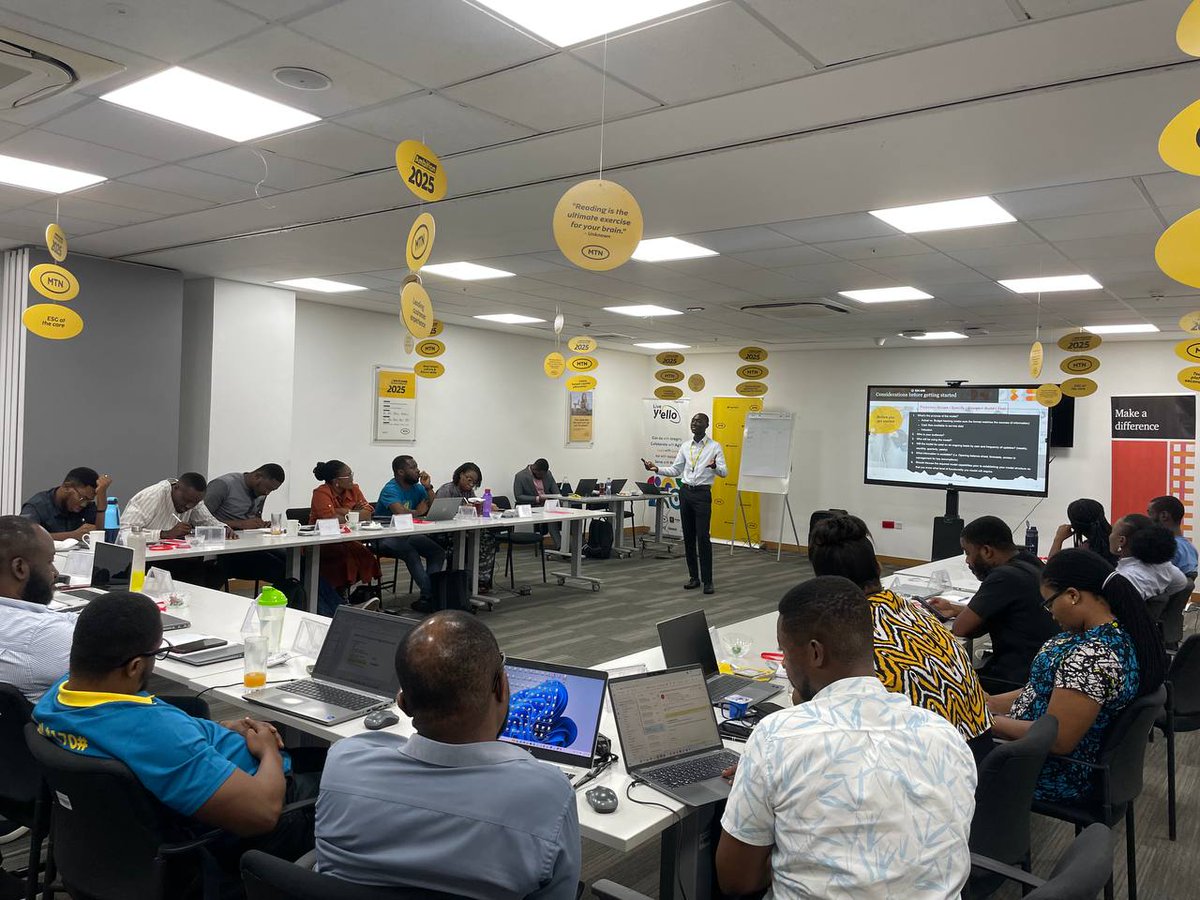 PwCGhana's tweet photo. #Aboutlastweek at our #PwCGhanaBusinessSchool financial/business modelling and analysis training where our participants from Mobile Money Ghana Limited learnt practical MS Excel skills to enhance strategic decision-making!
#ProfessionalDevelopment #Upskilling https://t.co/mqDkTSKFl1