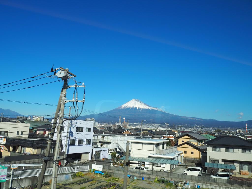 皆様オバンです

こだま号車内より
1月30日撮影