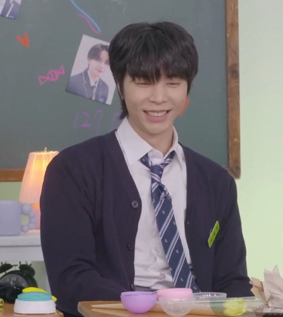 theroyalSuhJJ's tweet image. ปลาทูหมดแน้วนะลูก         แต่มีเปียกๆเยอะเลยนะ