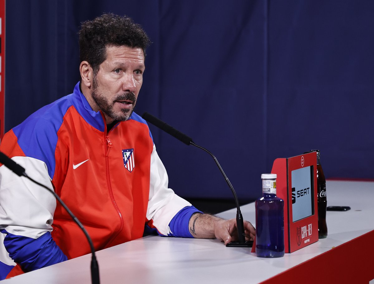 Atlético de Madrid (@atleti) on Twitter photo ❝El Getafe sabe a lo que juega y, cuando sabes a qué juegas, eres peligroso❞.
— Diego Pablo <a href="/Simeone/">Diego Pablo Simeone</a> 🎙 ❝El Getafe sabe a lo que juega y, cuando sabes a qué juegas, eres peligroso❞.
— Diego Pablo <a href="/Simeone/">Diego Pablo Simeone</a> 🎙