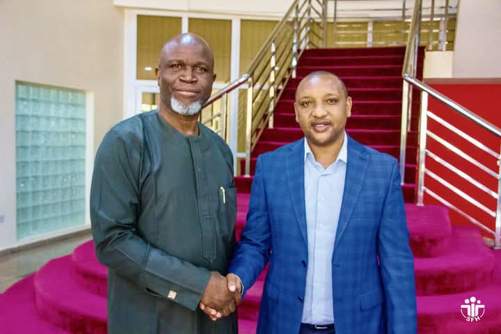 IntegratEProj's tweet photo. Photo highlights from the Kenya delegates learning visit to Nigeria.
#healthcare #crosslearning #CPs #PPMVs https://t.co/6noPKFIFOK