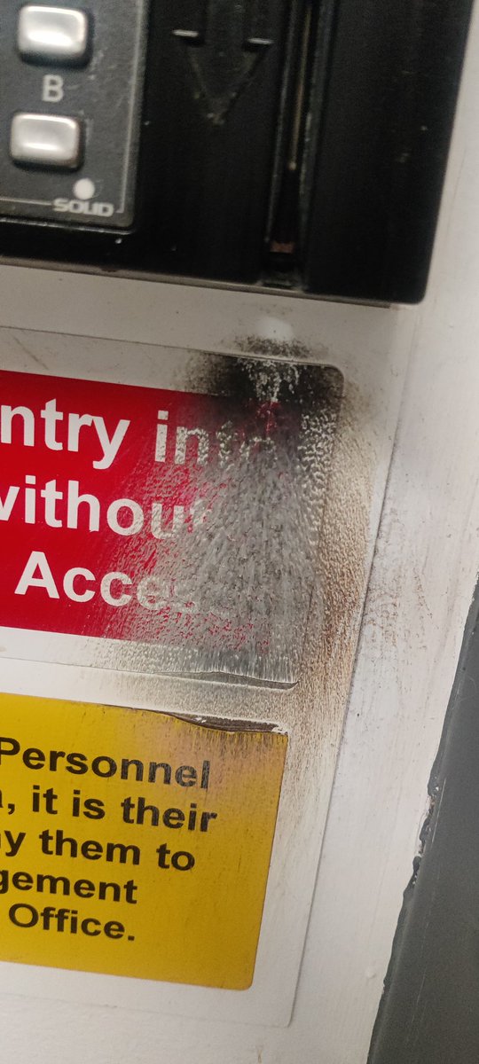 Card reader in hospital. Years of swiping plastic access cards. #environmentalstorytelling #gameart #reference #eyefordetails