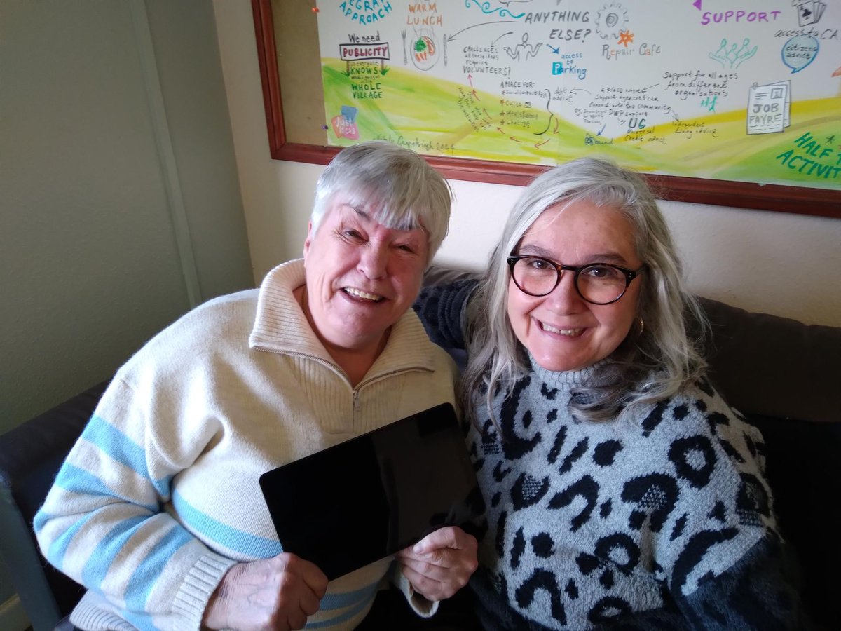 Fixy Prize Tablet Surprise!
Villages Together #BigLocal’s Community Hub volunteer, Pauline Long, was delighted to receive a tablet, refurbished by Donate IT, as winner of the Fixy Prize Draw Survey!
Here she is with Fixy Coordinator Linda Hull.
<a href="/LocalTrust/">Local Trust</a>
purwool.org.uk