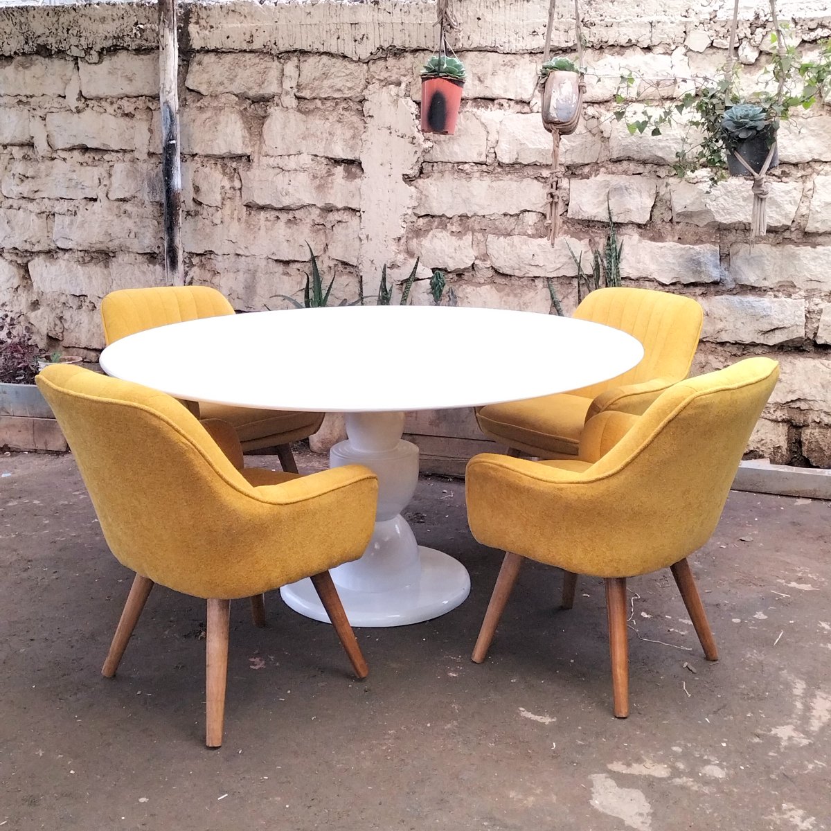 impalafurniture's tweet photo. They said: keep your circle small
Also someone somewhere for completely now reason at all: takes them seriously๐๐
Make us part of your circle today!
#HomeDesignInspiration #lifestyle https://t.co/tdag5UKuNp