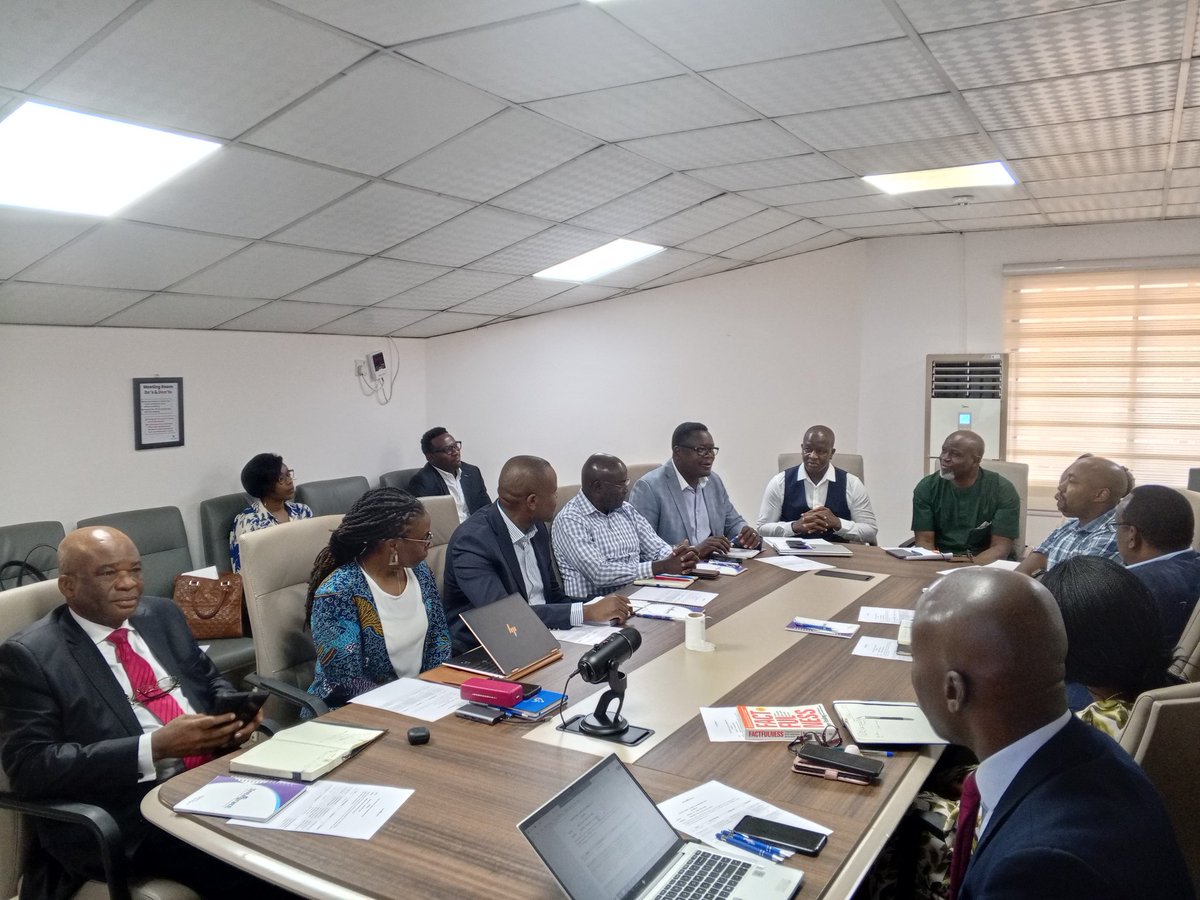 IntegratEProj's tweet photo. They engaged in various meetings &amp; field activities aimed at enhancing their understanding of the integration of community pharmacists &amp; patent medicine vendors in family planning &amp; primary healthcare services, the Task-Shifting Task-Sharing policy &amp; 3-Tiered Accreditation Model https://t.co/GA4PE1I7aZ