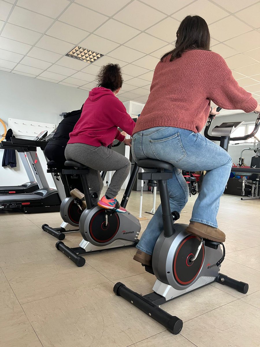 Después de casi 5 años, retomamos el ejercicio físico en el gimnasio de la Casa Clara Campoamor. Será los lunes de 12 a 13 h.
Te esperamos!!!!
#alcer #alcerlugo #Diálisis #rili #ejercicio
