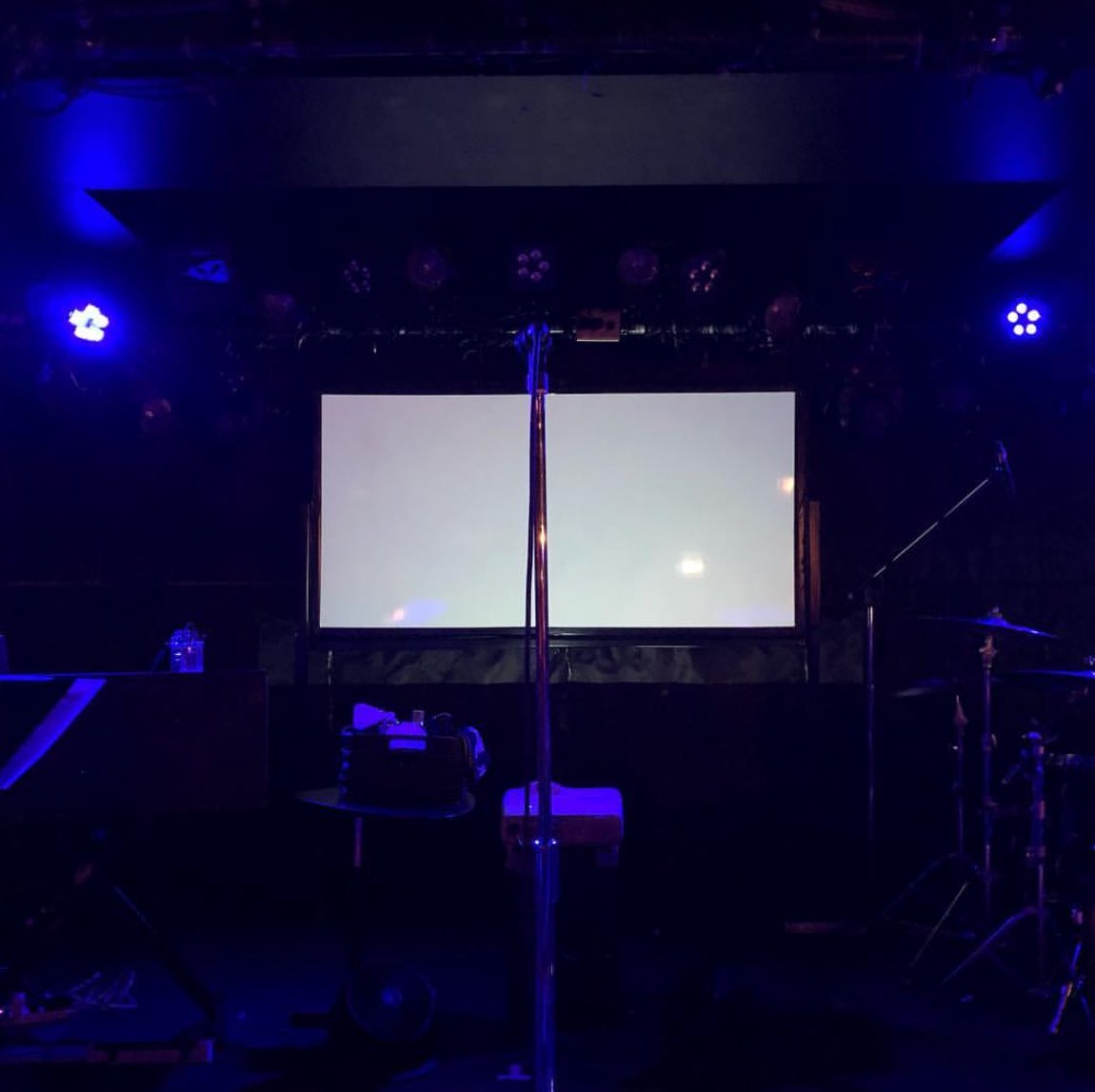 kotsu22_54's tweet photo. 2019.4.28
#新代田FEVER
平成最後の記念すべきライブ。
生で聴く上杉さんの歌声はいつも素敵。
全ての瞬間、歌声に心が震えます。
常に努力を重ねていらっしゃる上杉さん。
何事にも真摯に向き合う姿は本当に素敵です。
いつもたくさんの幸せと感動をありがとうございます😊
#上杉昇 https://t.co/6qhIDVdE0s