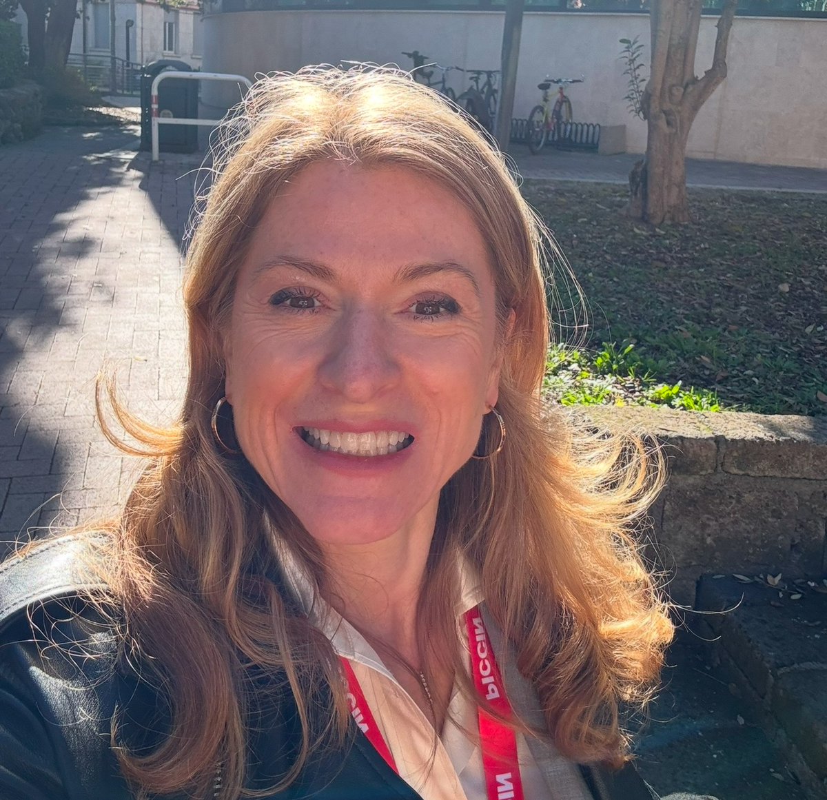 Did you know that your immune system has no chance against tooth decay and periodontitis?
#dentalhygienist #oralhealth