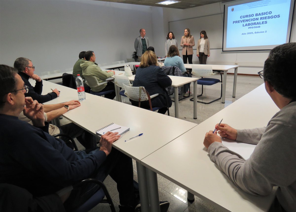 EFIAP_Murcia's tweet photo. 🆕 La @EFIAP_Murcia desarrolla actividades de acogida al nuevo personal de la CARM con discapacidad intelectual 🆙

Toda la info ➡️ https://t.co/9lZEjyK9OR

#EfiapPF25 #ConectaConLaEFIAP https://t.co/0G06GOjvIo