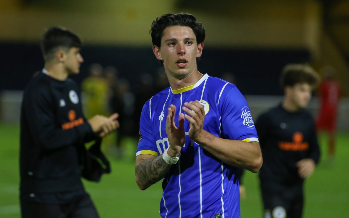 Back in the side. Top performance.

Jordan Hunter is named in <a href="/TheVanaramaNL/">ReckyTHFC #FRANKOUT</a> North Team of the Weekend! 👏