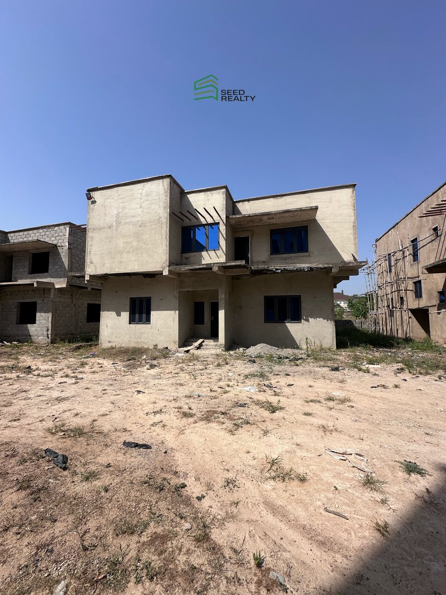 seedrealtyNG's tweet photo. 🏠Project Description: Four (4) Bedrooms Terrace Duplexes with BQ and 5 Bedrooms Fully Detached Duplexes

▶️Delivery: Semi-finished

📍Location: Lifecamp , Abuja.

💰Price Guide: 
➡️Four (4) Bedrooms Terrace Duplexes with BQ: ₦110m 
➡️5 Bedrooms Fully Detached Duplexes: ₦155m https://t.co/3YPsA7bwgZ