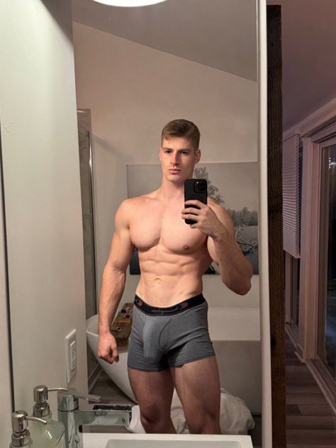 ᅟᅟ      ᅟ 
ᅟ ᅟᅟ  

ᅟᅟ⠀ Como dizem que o sol é grande, vim para falar que é verdade ☀️
⠀