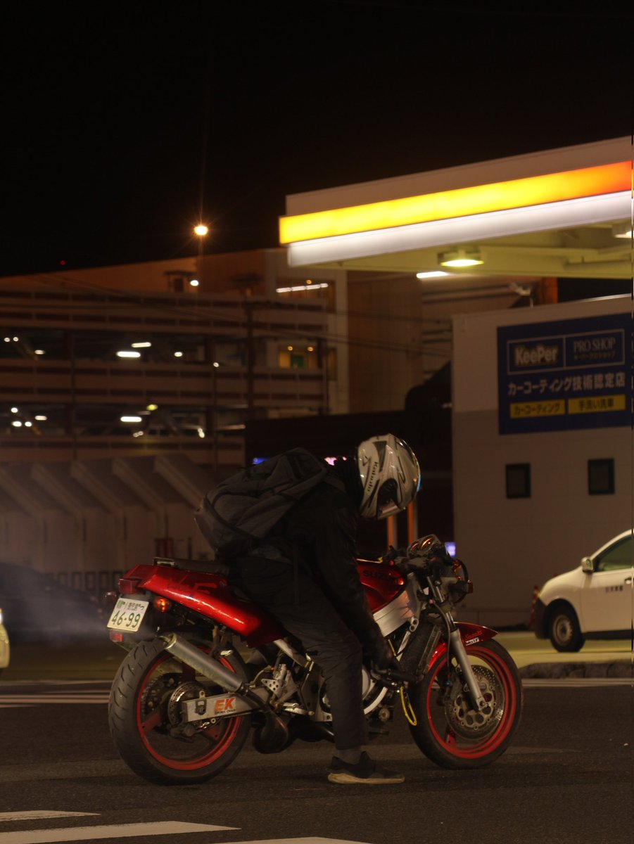 TsurutaAkina's tweet photo. 愛車が白しかレパートリー無かっ��自分に、赤という色が来ました。
「狼」というより「狂犬」です。 https://t.co/SEt9QQJs9o