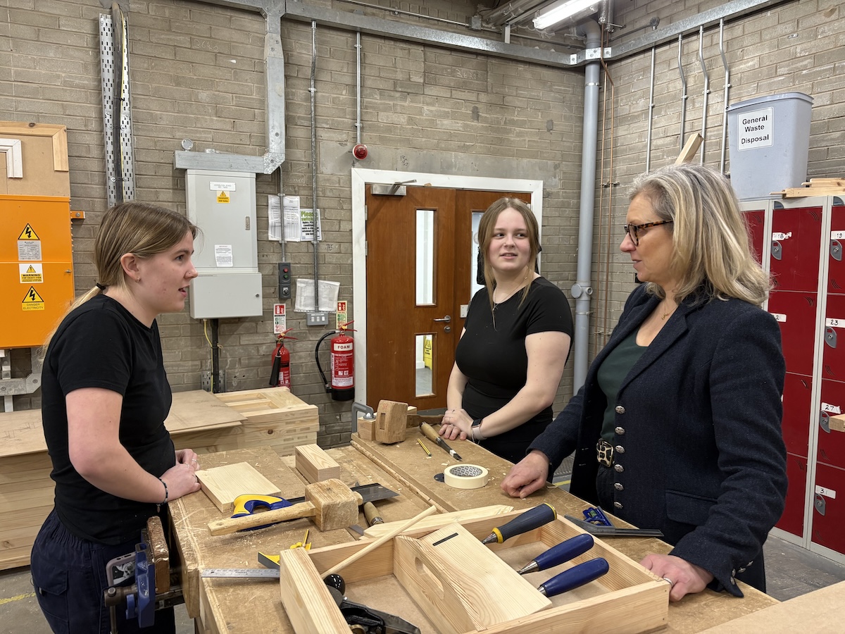 BordersCollege's tweet photo. Rachael Hamilton, MSP, recently visited Borders College to engage with staff and students and talk about the challenges facing further education in Scotland.
๐ต https://t.co/pyC8CASmll
@Rachael2Win #SupportingColleges https://t.co/vnr94sTuFp