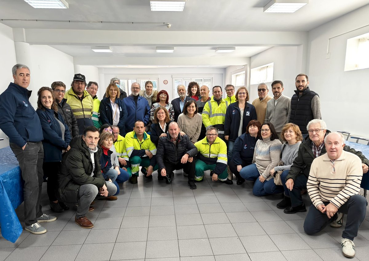 placeat's tweet photo. 🎉 ¡Feliz aniversario, Toñi!

Hoy celebramos un año de la Presidencia de Toñi García Lucas en PLACEAT (Asociación, Fundación y CEE). 💙 Su compromiso ha sido clave para seguir creciendo juntos.

👏 ¡Gracias por tu liderazgo y entrega!

#GraciasToñi #PLACEAT #PlenaInclusión https://t.co/iskDiDzkeO