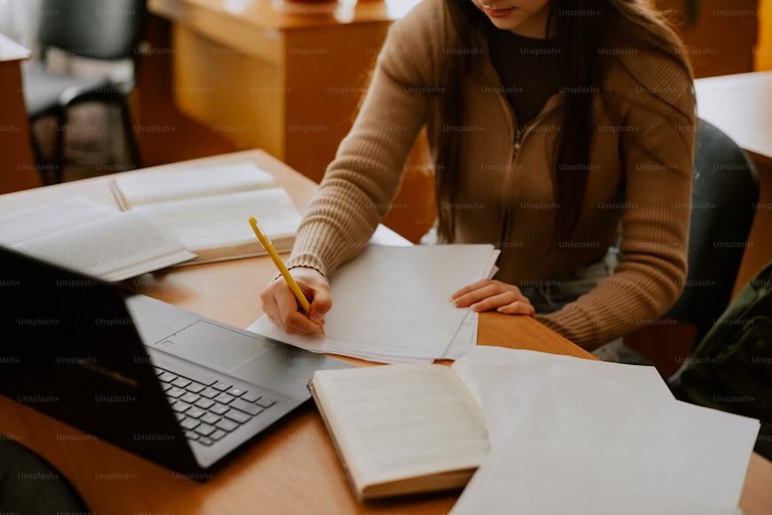 Great to be back teaching on The Complete Creative Writing Course this term - six Tuesday evenings online from 18 February. For details and to book go to writingcourses.org.uk #amwriting