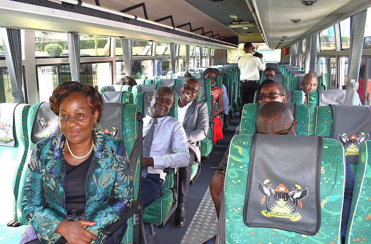 <a href="/Makerere/">Makerere University</a> VC, Prof. Barnabas Nawangwe has today handed over 3 brand new buses to the Principals of <a href="/MakCAES/">Makerere University CAES</a> , CoVAB, &amp; <a href="/MakerereCHS/">Makerere University College of Health Sciences</a>. The buses meant to ease mobility of students &amp; staff were purchased with funding from the Government of Uganda.