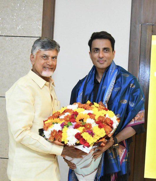 Roll Media (@rollmedia9) on Twitter photo Real Hero <a href="/SonuSood/">sonu sood</a> met the Hon'ble Cheif Minister of Andhra Pradesh <a href="/ncbn/">N Chandrababu Naidu</a> garu at secretariat!
He graciously donated 4 ambulances to the government. The ambulances were distributed through the <a href="/SoodFoundation/">Sood Charity Foundation</a>.
#SonuSood #NaraChandraBabuNaidu Real Hero <a href="/SonuSood/">sonu sood</a> met the Hon'ble Cheif Minister of Andhra Pradesh <a href="/ncbn/">N Chandrababu Naidu</a> garu at secretariat!
He graciously donated 4 ambulances to the government. The ambulances were distributed through the <a href="/SoodFoundation/">Sood Charity Foundation</a>.
#SonuSood #NaraChandraBabuNaidu