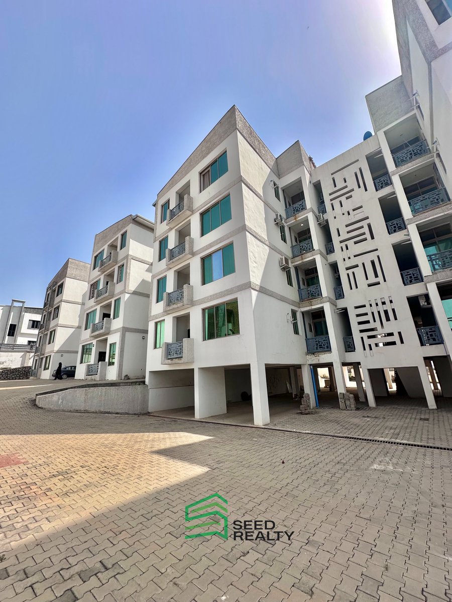 seedrealtyNG's tweet photo. 🏡Property Description: Three (3) Bedrooms Block of Flat

📍Location: Lifecamp, Abuja

💰 Price: ₦90 Million

🔳Property Features:
☑️All rooms are en-suite
☑️Guest toilet
☑️Fitted kitchen
☑️Granite Tiles
☑️Large windows
☑️Quality Doors 
☑️Wardrobes 
☑️High quality sanitary wares https://t.co/D5Kx2kgQyK