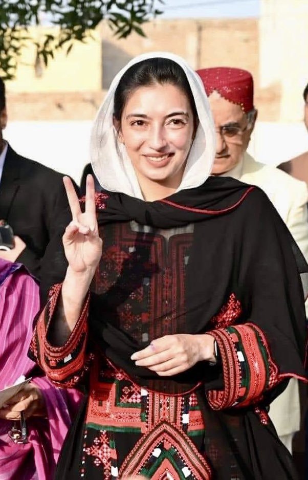 shahmohsin636's tweet photo. Happiest Birthday to brave bibi @AseefaBZ may you Live Long Ameen 🧿🤲🏻 https://t.co/jGUwRXpLPS