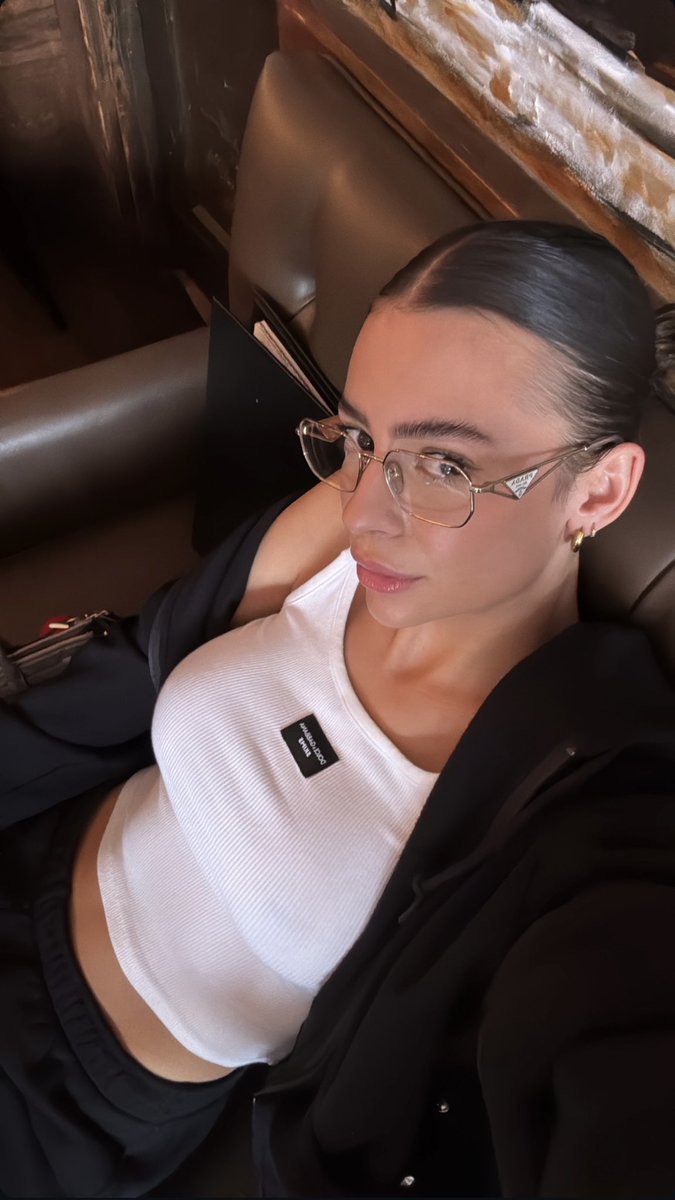 Daisy (@daisymcleanpl) on Twitter photo 