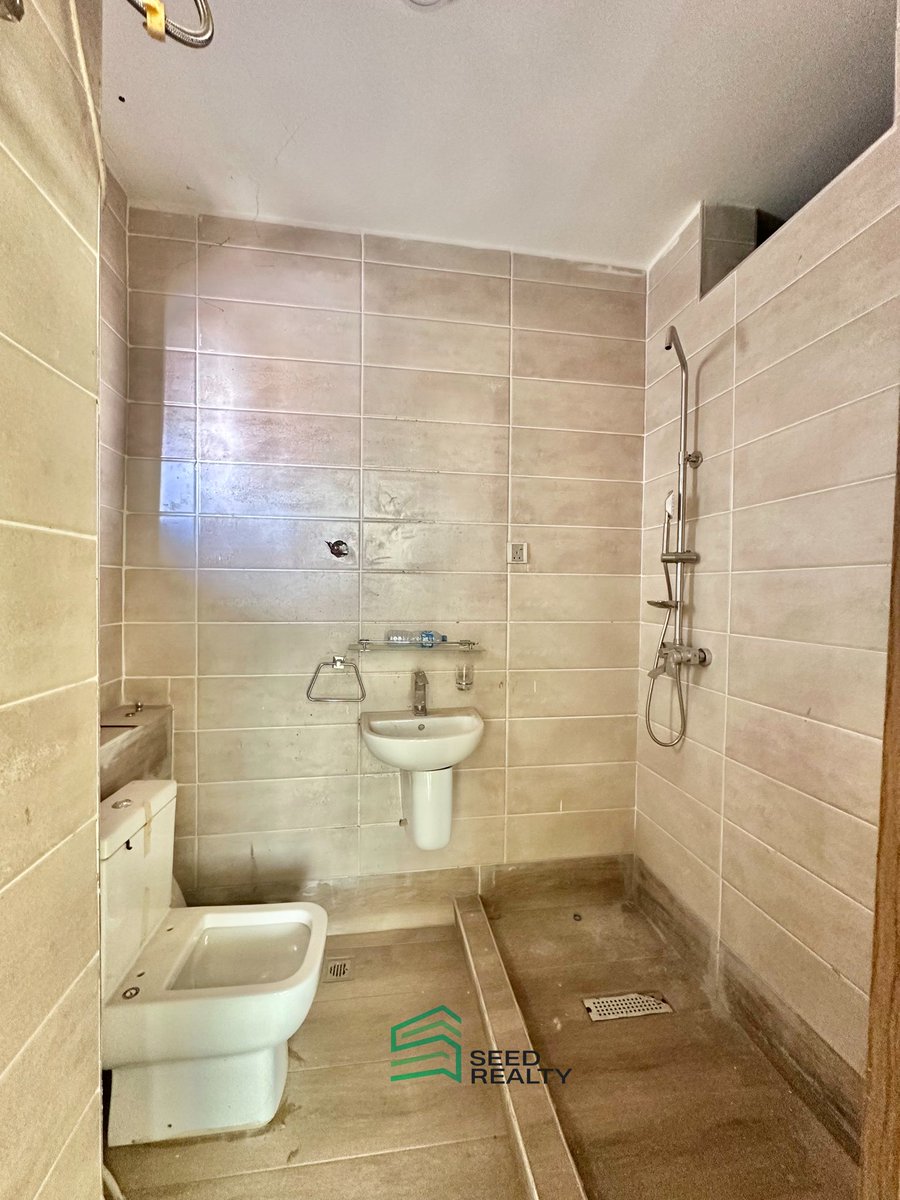 seedrealtyNG's tweet photo. ☑️Quality Tiling
☑️Serene &amp; Secure Environment

▶️Broker Fee Applies
Listing Code: 0524/058

Contact us today
☎️: +234 7077225592
📧: @seed_realty 

#seedrealty #affordablehouses #abujahouses #affordablehousesinabuja #realestate #lifecampabuja #brokers #seedrealtyinvestments https://t.co/CLjcpQCKFJ