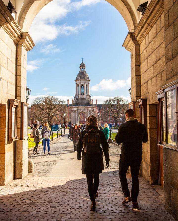 EC English tweet media