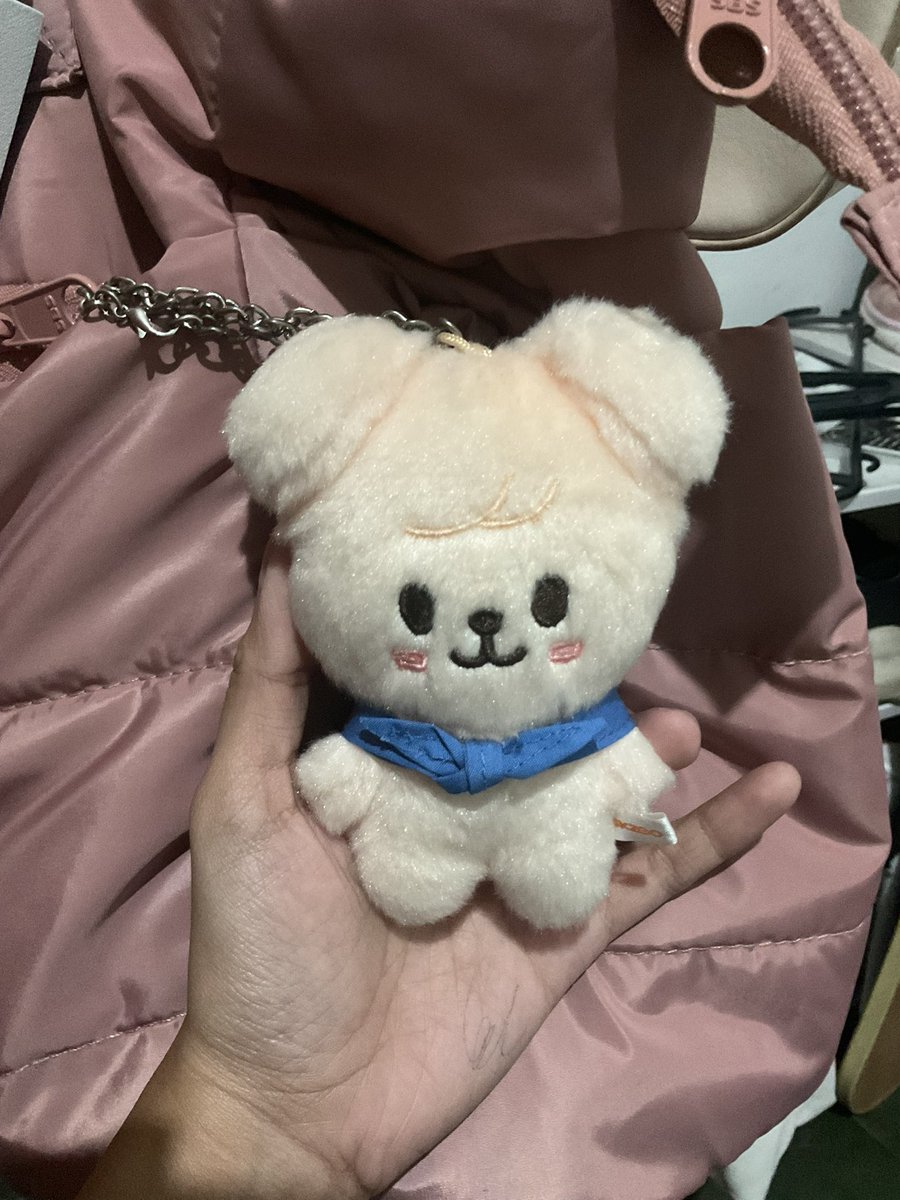 bulag na puppym pilot ko 😢 may nagbebenta ba ng salamin nya huhu dm me please
