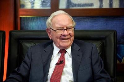 Warren Buffett recently advised us parents how to talk to our kids about money—and we should listen. advisorstream.com/read/forbes/mo…