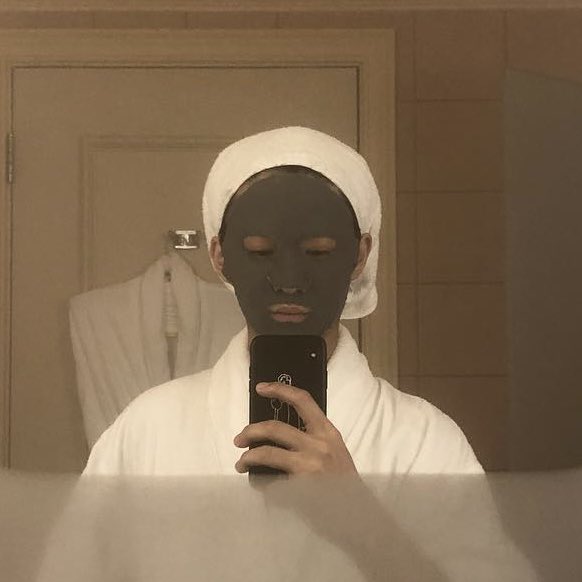 그리고 내 최애 머드팩 귀신 이쟂니 🖤

#FTISLAND #FT아일랜드 
#이재진 #LEEJAEJIN #イジェジン