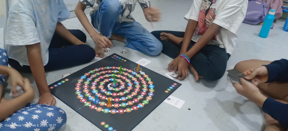 pooteacher's tweet image. Greetings from India @MathforLove
Grade four students after school #mathclub