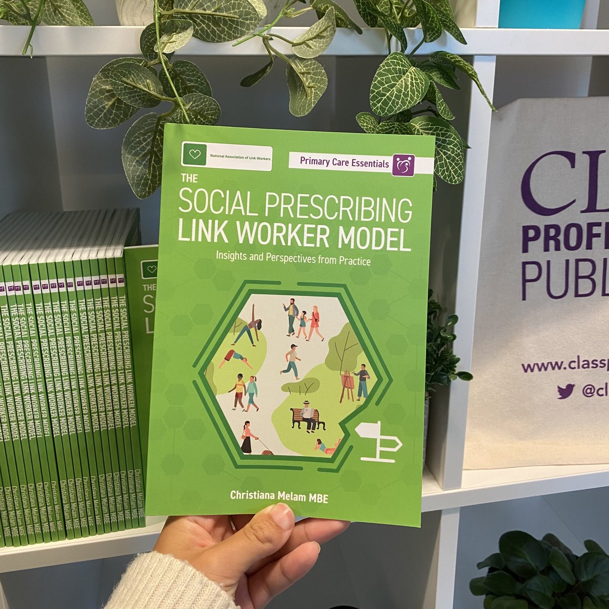 National Association of Link Workers (@nalwuk) on Twitter photo The #SocialPrescribing #LinkWorker Model is the first of its kind for #LinkWorkers across the UK, packed with case studies, insights, and perspectives and is your essential guide to the profession's complexities & identities. 📗 <a href="/classprofession/">Class Professional</a>
Get yours: bit.ly/SocialPresLW The #SocialPrescribing #LinkWorker Model is the first of its kind for #LinkWorkers across the UK, packed with case studies, insights, and perspectives and is your essential guide to the profession's complexities & identities. 📗 <a href="/classprofession/">Class Professional</a>
Get yours: bit.ly/SocialPresLW