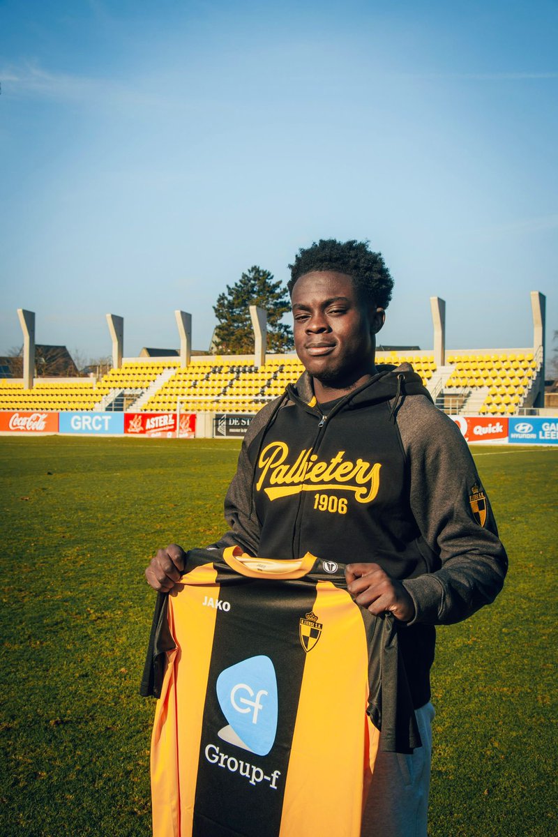 ✍ WELKOM EXAUCÉ MAFOUMBI! 💛🖤

Lierse huurt de 19-jarige aanvaller van <a href="/Rovers/">Blackburn Rovers</a>!
👉 Lees meer: lierse.com/nieuws/welkom-…