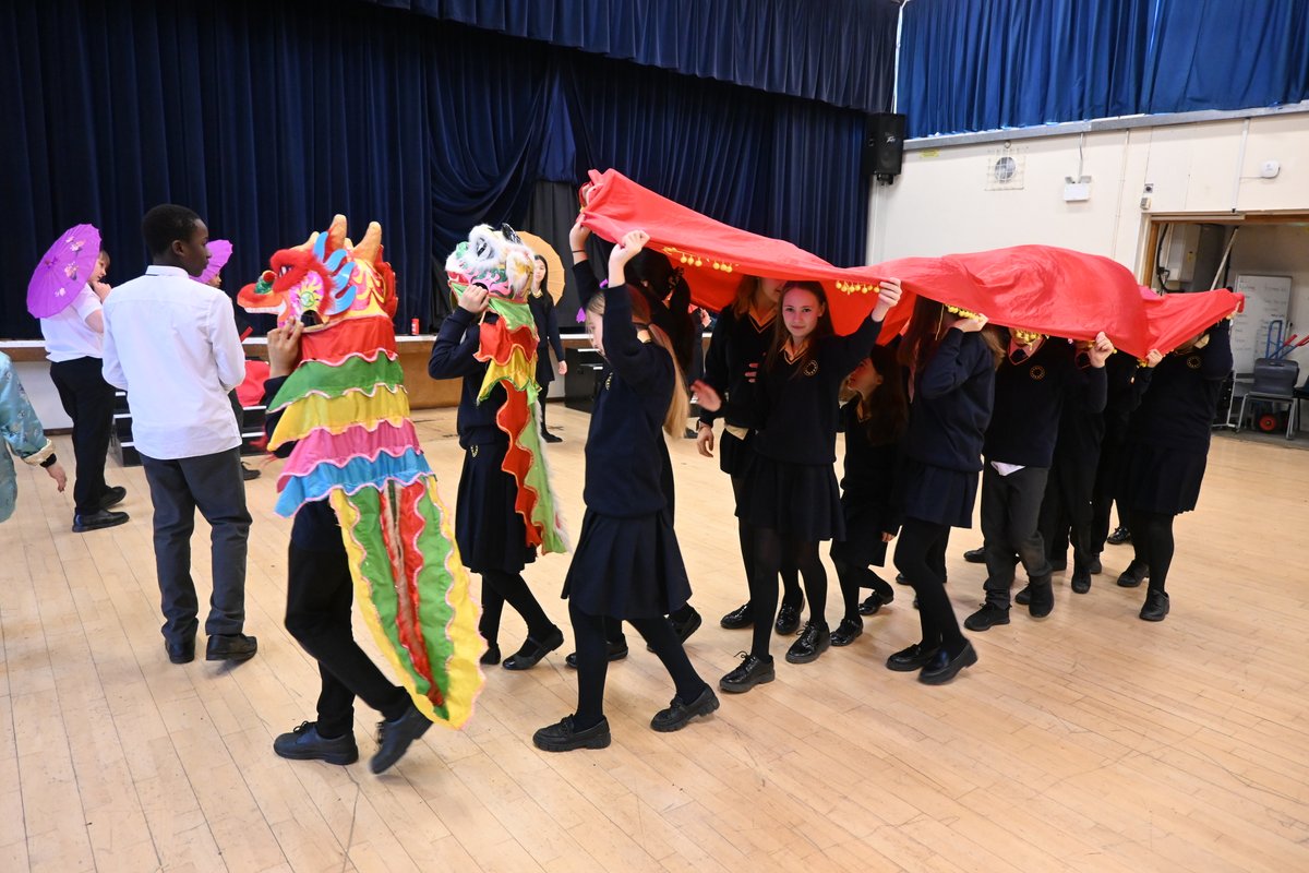 angloeuropean73's tweet photo. Year 7 students participated in a series of creative activities to celebrate Chinese New Year, immersing themselves in Chinese culture through dance, art, and tradition. ๐ฎ๐๐
#CulturalEducation #ChineseNewYear #CreativeWorkshops #AngloFamily https://t.co/xvccsCyaEn