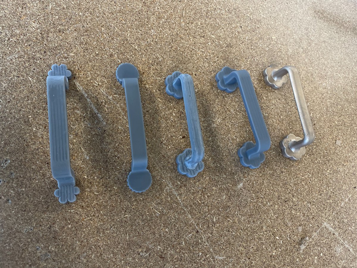 IYRSedu's tweet image. Our Digital Modeling & Fabrication students used computer aided design (CAD) software to design drawer pulls. They 3d printed, made adjustments and wax molds, then send them to a foundry to be cast in bronze.
#DigitalModeling #CAD #DesignThinking #3DPrinting #Fabrication