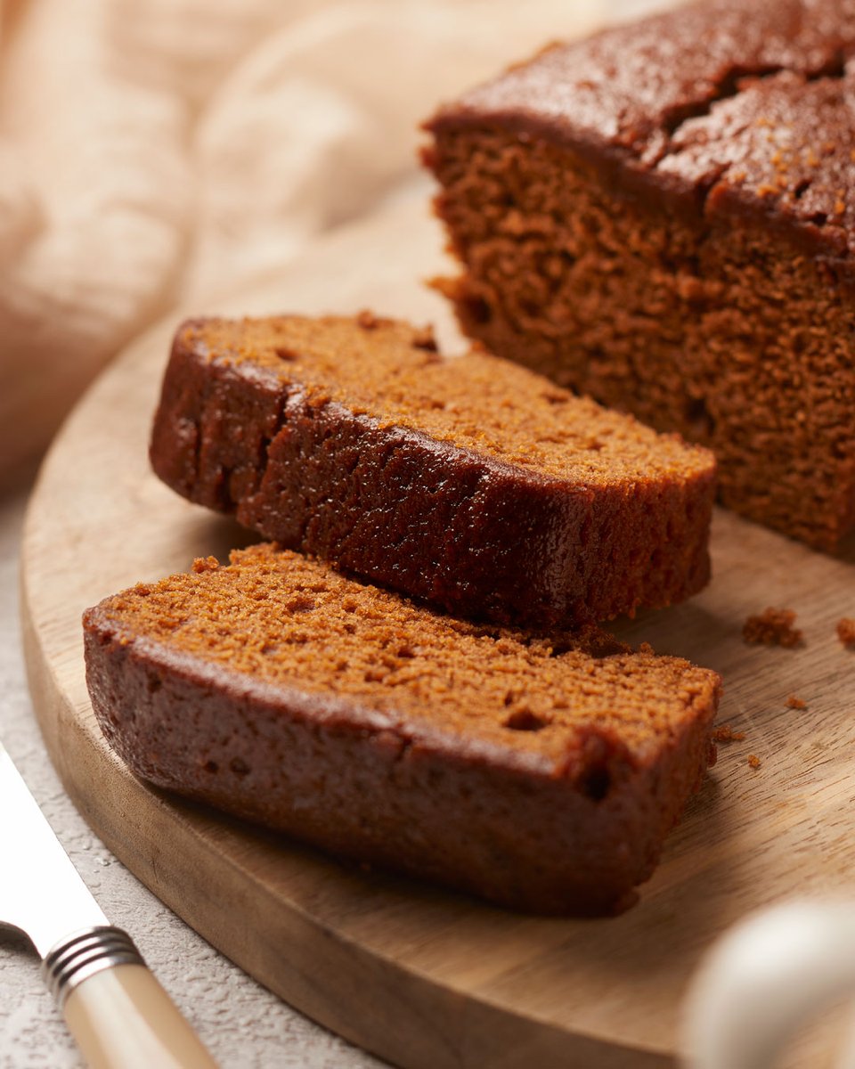 Ringtons's tweet image. Guess what’s back! Our beloved Ginger Cake is here again 🧡

Don’t miss out—grab a slice (or two) while you can! 🍰✨

#GingerCake #TeaTimeTreats