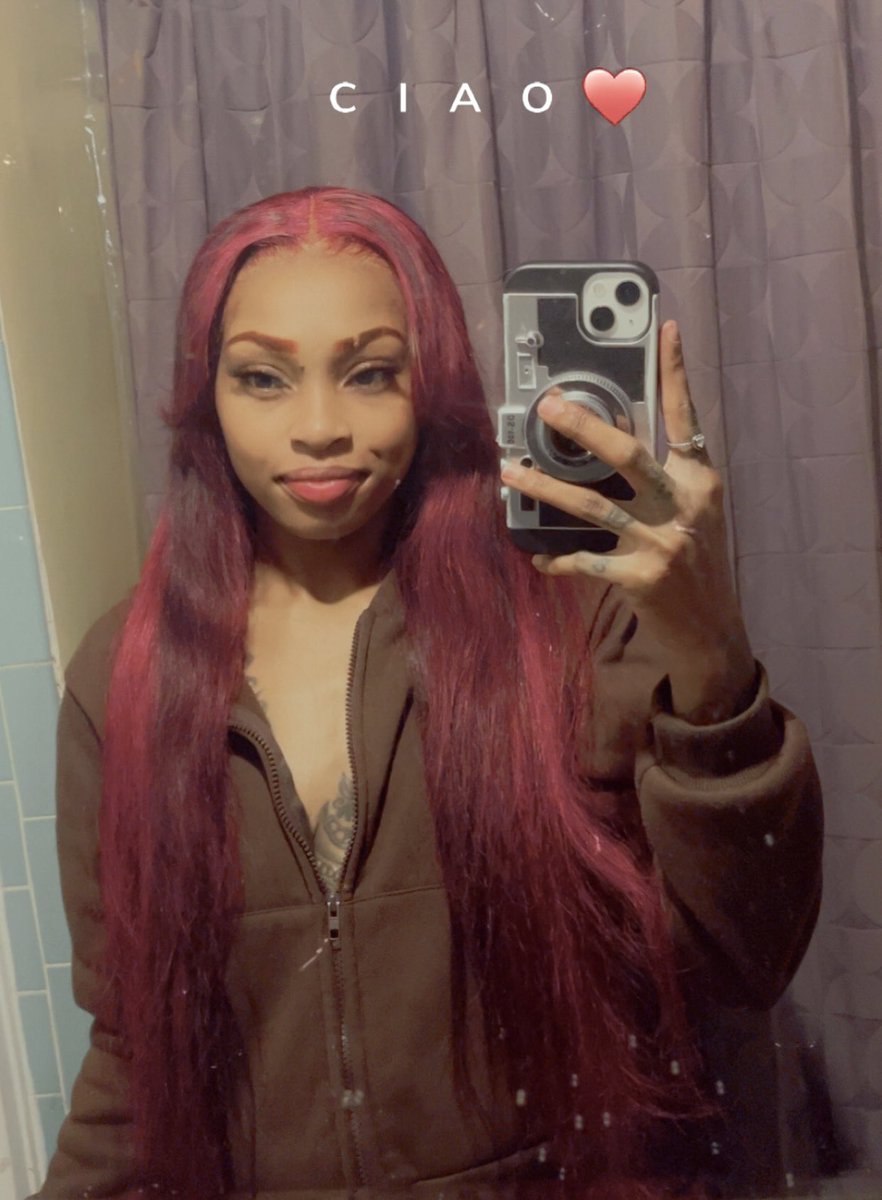 PrettyAss_Az's tweet image. 😍🥰