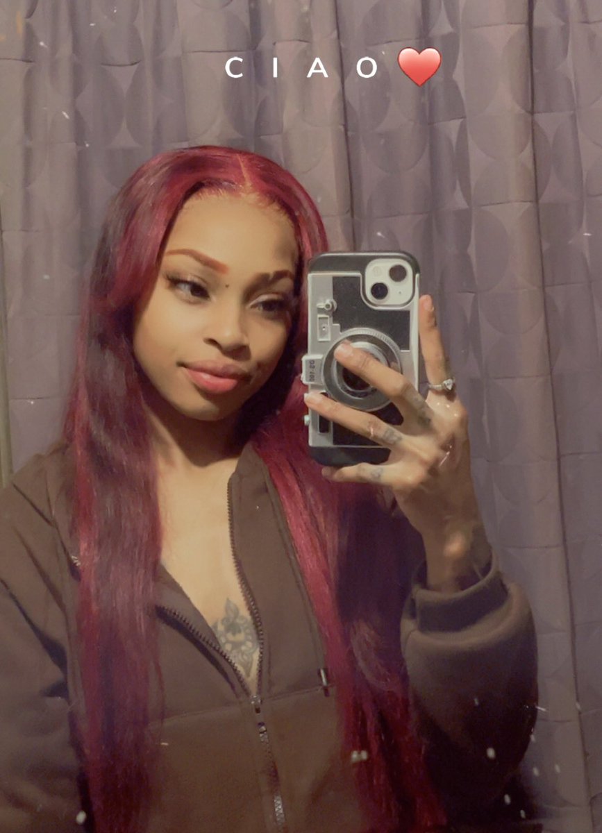 PrettyAss_Az's tweet image. 😍🥰