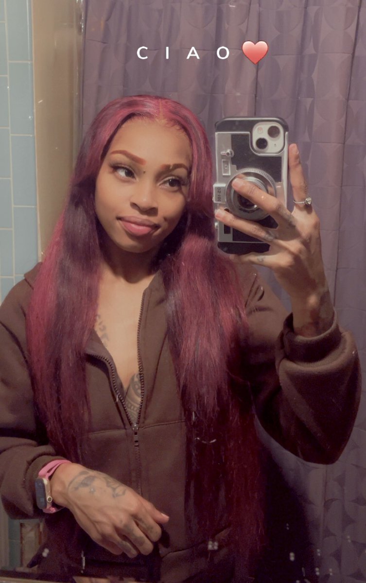 PrettyAss_Az's tweet image. 😍🥰