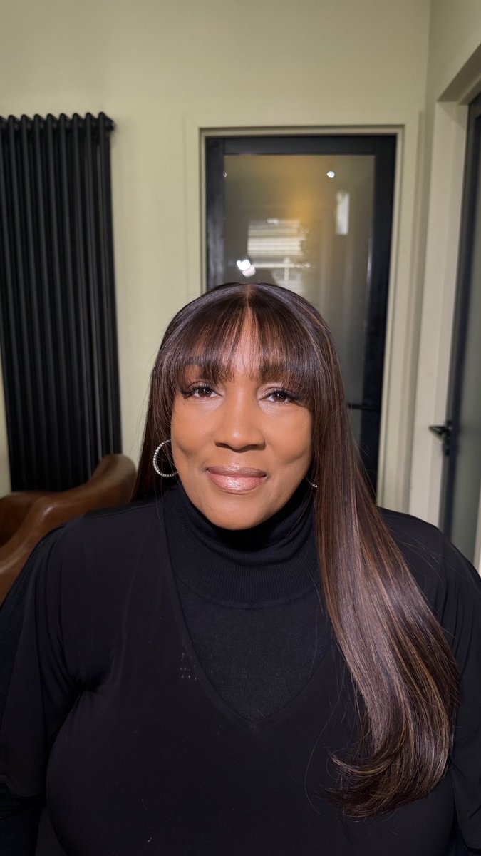 chrissybales's tweet image. We call it Caramel Latte 🤎
#chrissybales #customwig #brownhair #highlights #valentines