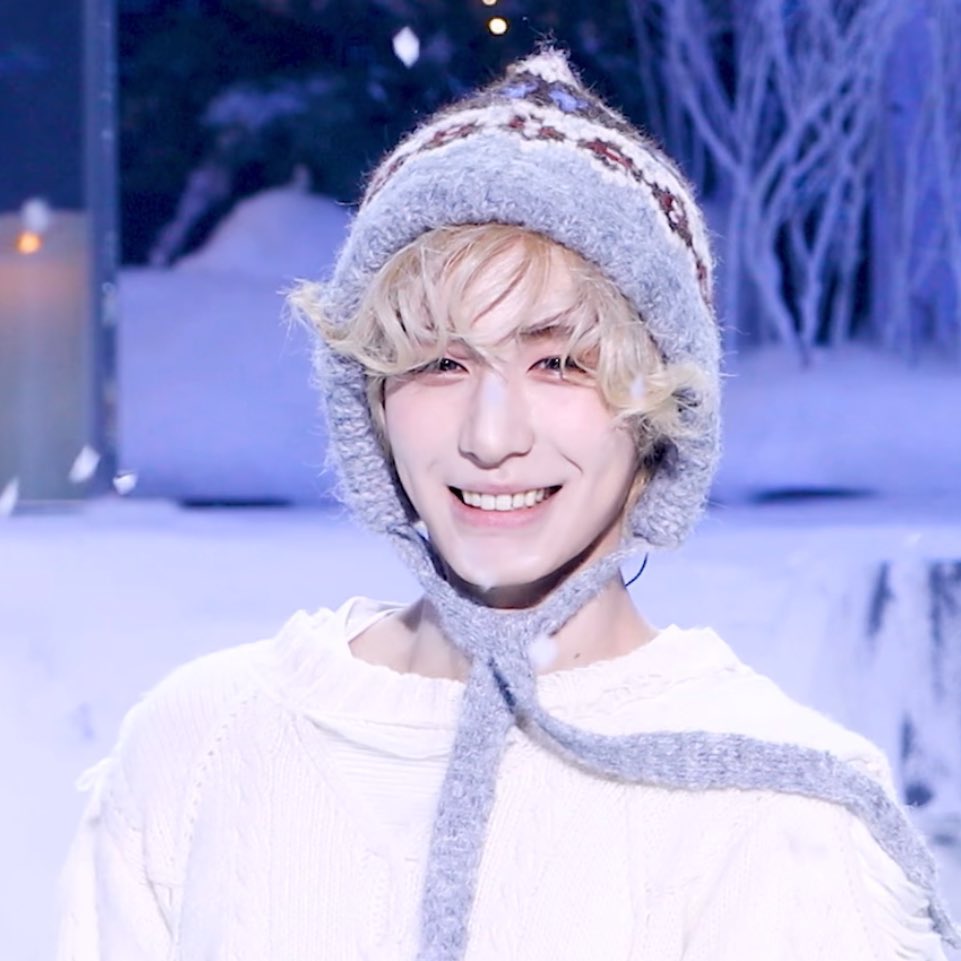 nyaburly's tweet photo. 그대로 컸어 내 아기 https://t.co/j323LXNZu1
