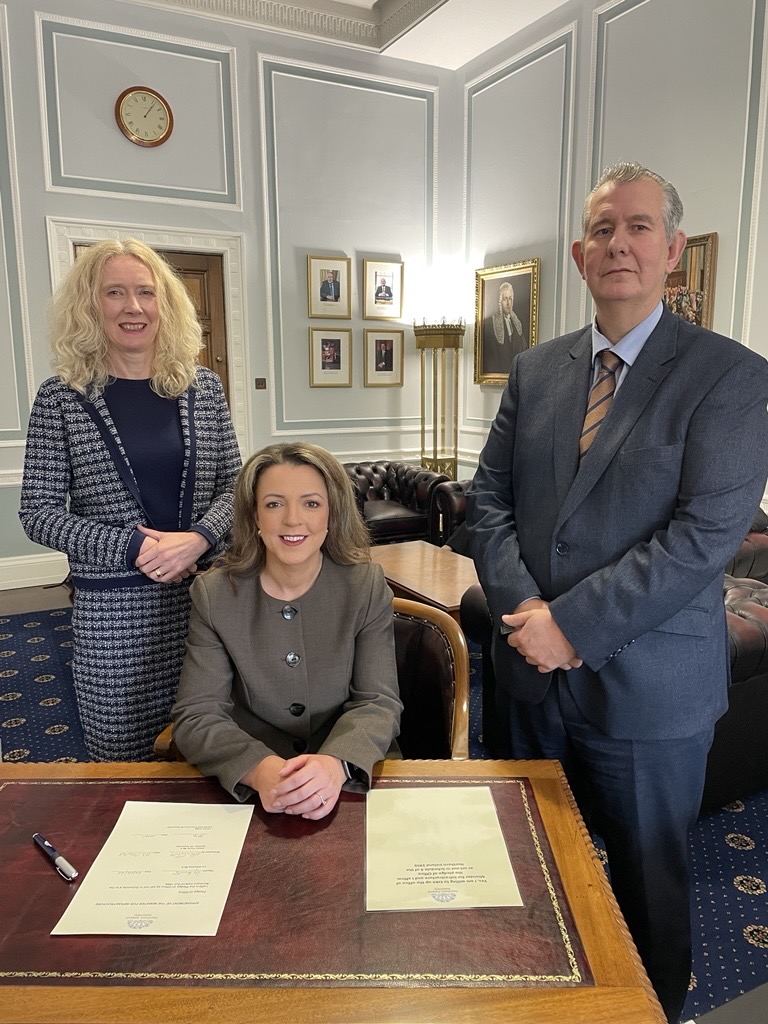 Today, in the Speaker's Office Ms Liz Kimmins MLA, 
<a href="/sinnfeinireland/">Sinn Féin</a> affirmed the pledge of office to become <a href="/deptinfra/">Department for Infrastructure</a> Minister.