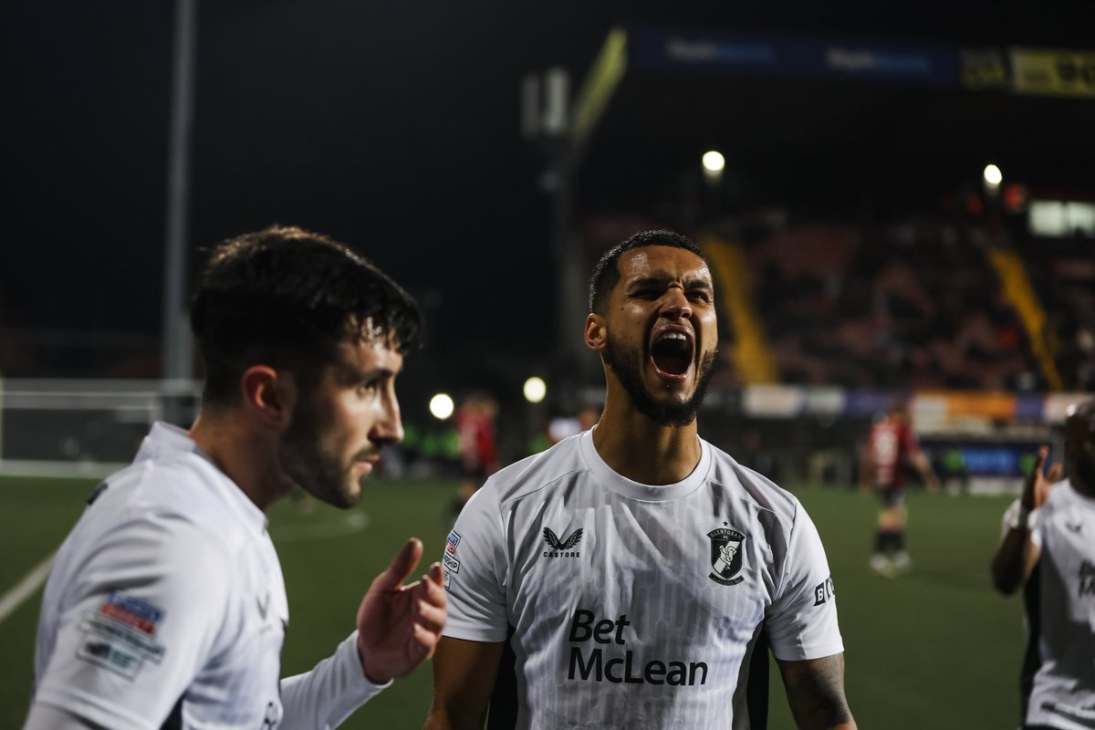 Glentoran's tweet photo. This is a Kodi Lyons-Foster appreciation post 👏

Since earning his place in the team on 13th December Vs Crusaders, Kodi has been an 𝙞𝙢𝙢𝙤𝙫𝙖𝙗𝙡𝙚 𝙤𝙗𝙟𝙚𝙘𝙩 and has captained the team in the process. 

Patience, hard-work and dedication. What a player 💚 https://t.co/isLSU9VhmP