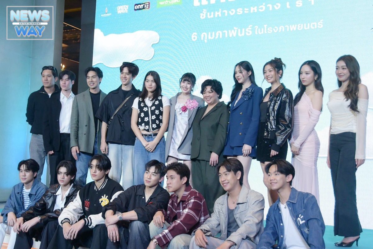 newsway_ent's tweet photo. บรรยากาศงานกาล่าภาพยนตร์เรื่อง “แฟลตเกิร์ล ชั้นห่างระหว่างเรา“

#FLATgirls 
#แฟลตเกิร์ลชั้นห่างระหว่างเรา https://t.co/dcN3v2lNuE