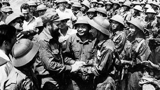 #FidelPorSiempre. "Es que el pueblo de Vietnam es hoy un pueblo muy aguerrido, un pueblo que sabe cumplir sus metas y sus objetivos, sin desanimarse ante ninguna dificultad, sin detenerse ante ningún riesgo. Es un pueblo que ha aprendido a vencer todos los obstáculos".
