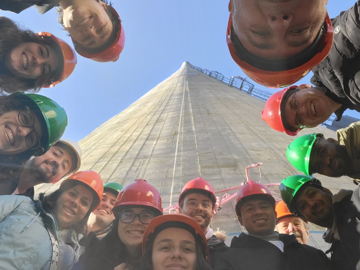 The students from the local #energy communities <a href="/AURORA_UPM/">AURORA - Comunidad Energética Campus Sur UPM</a> and <a href="/AURORA_UEvora/">AURORA_UÉvora</a> also visited the tallest chimney in Europe (360m, Trbovlje), which has been abandoned for years. One of the largest #solar power plants in #Slovenia is now located nearby. [PV&amp;EC Winter School]